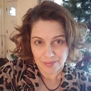 Meet your Posher, Yolanda